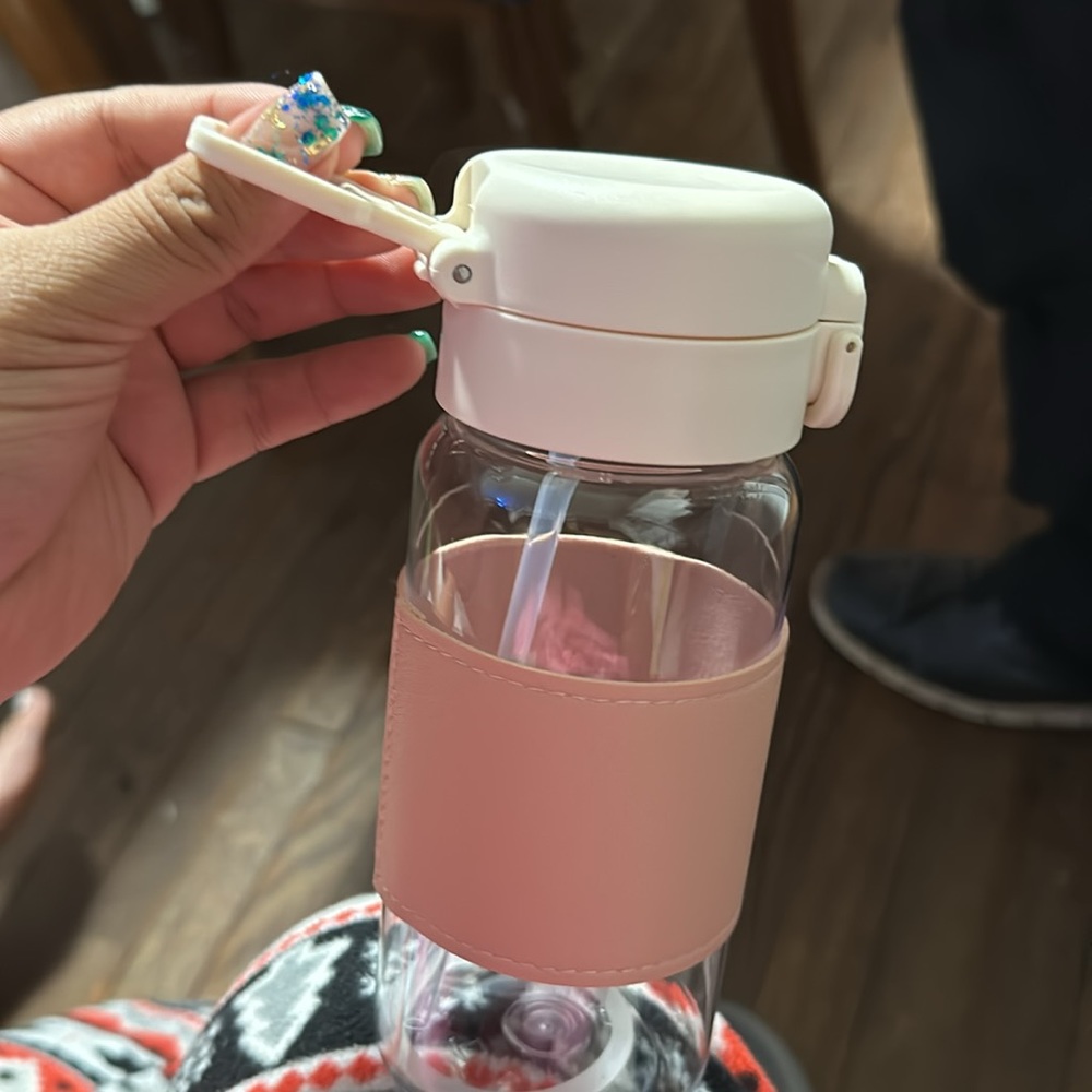 Water Bottle - Picture 4 of 5